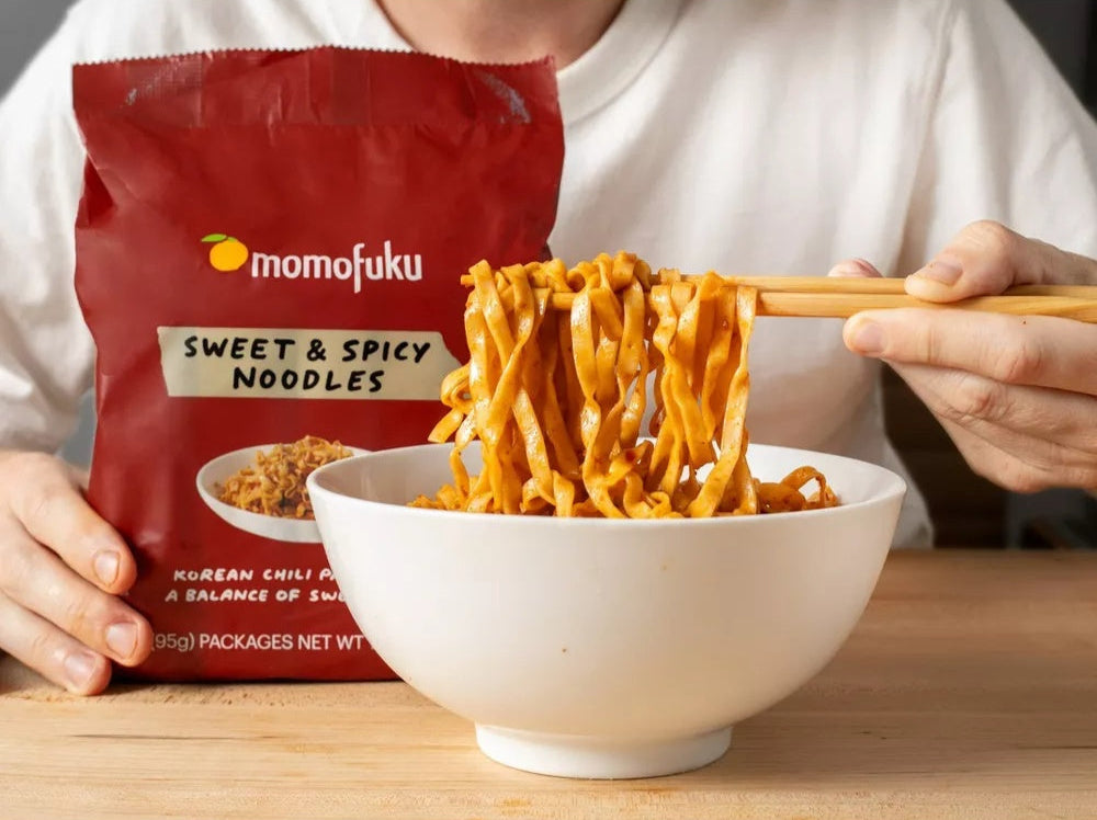 Momofuku Goods Sweet and Spicy Noodles (5 CT) – Martie