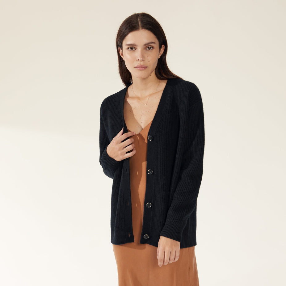 Billie Chunky Boyfriend Cashmere Cardigan
