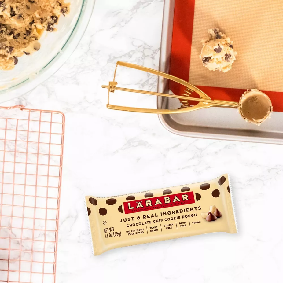 chocolatechipcookiedoughbar1