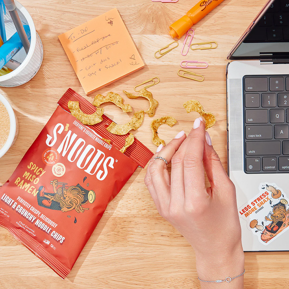 snoodsspicymisoramennoodlechips1-1