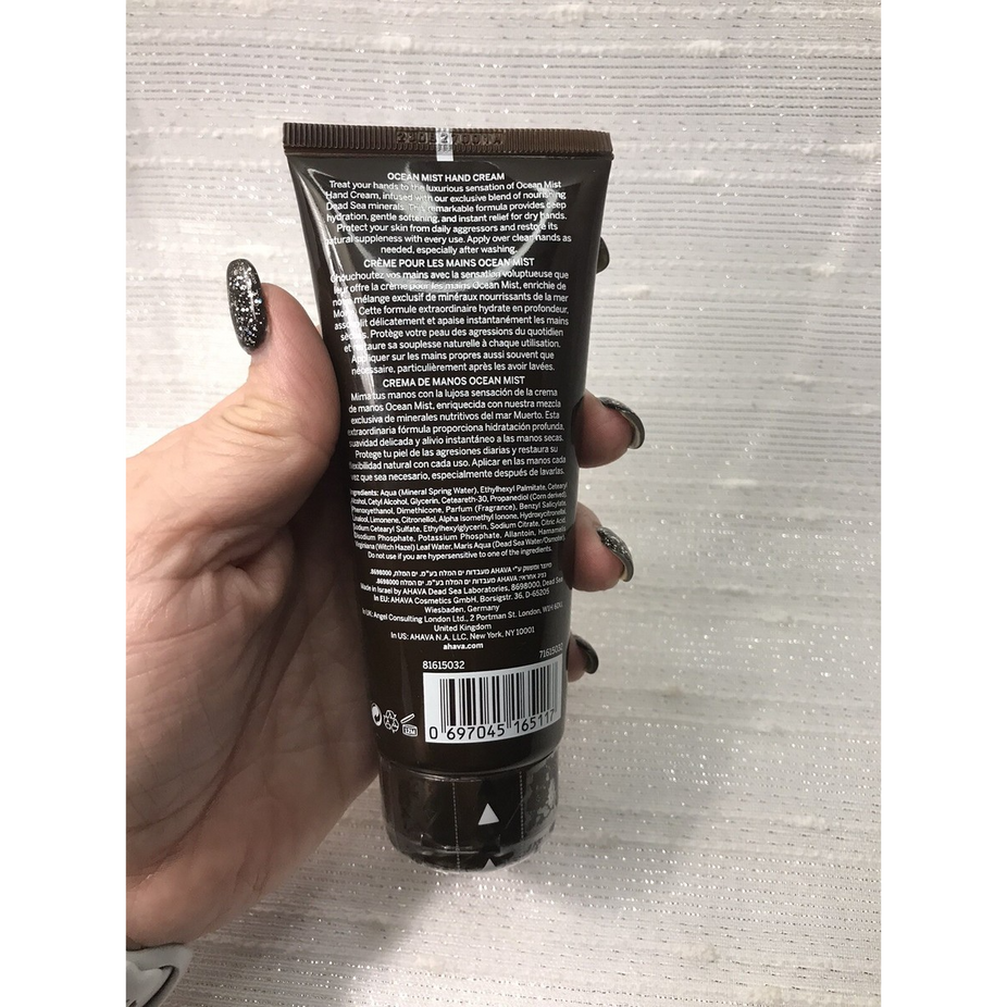 697045165117r3-cropped