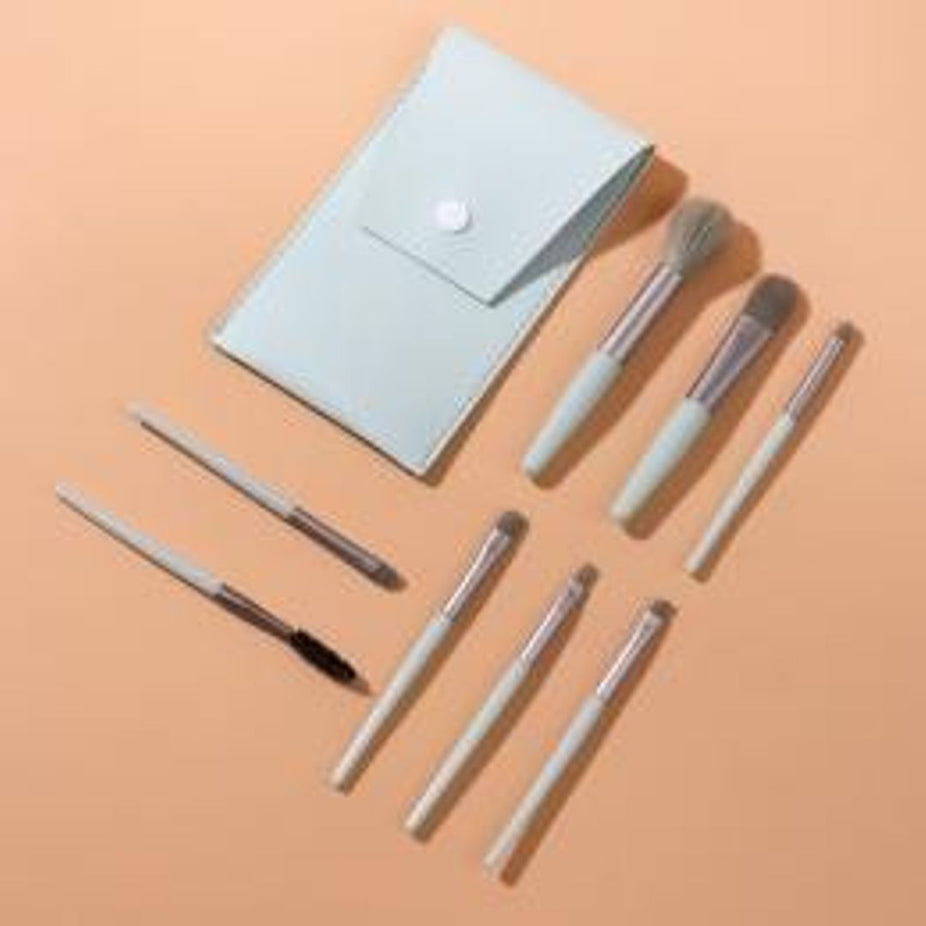 Travel Makeup Brush Set (7 Brush PCS)