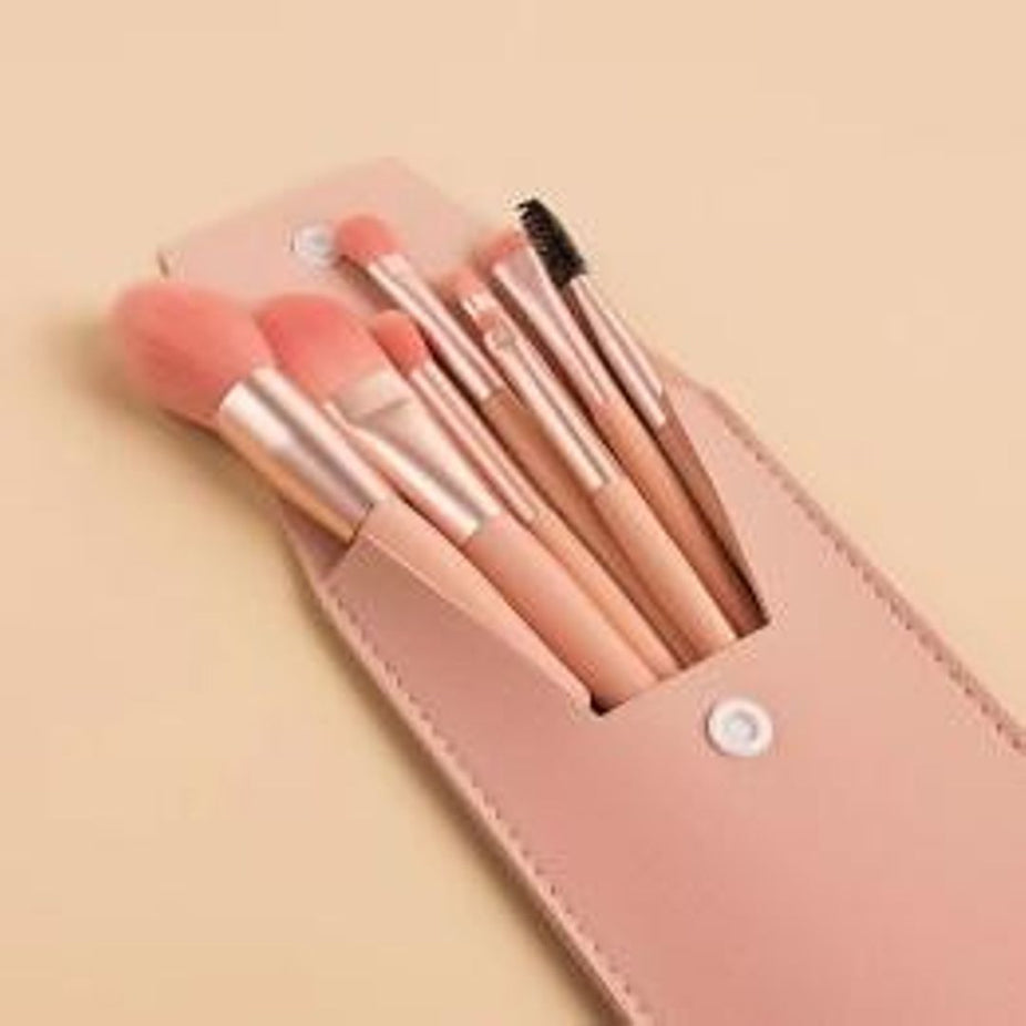 Travel Makeup Brush Set (7 Brush PCS)