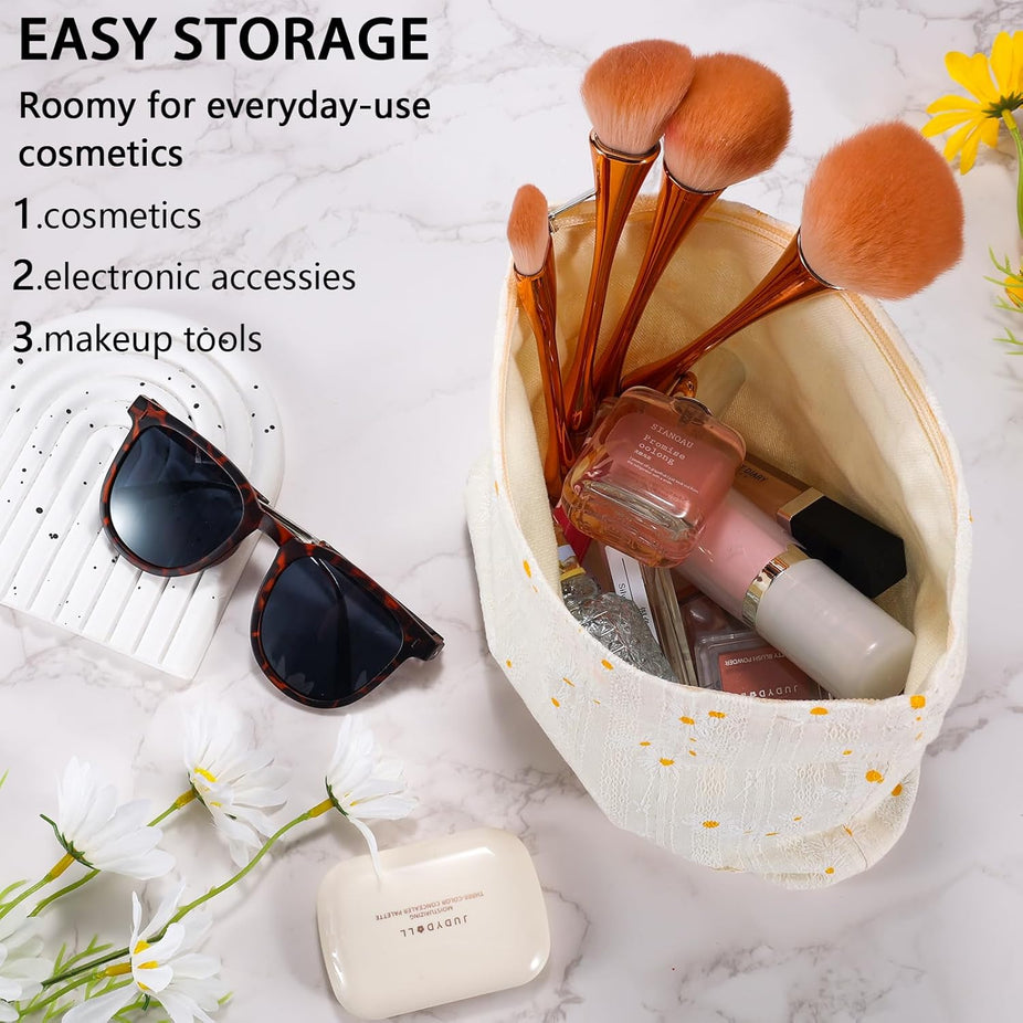 Quilted Daisy Cosmetic Bag