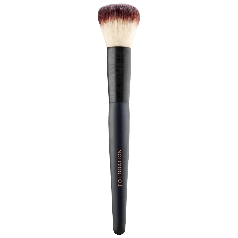 Conceal The Deal Foundation Brush