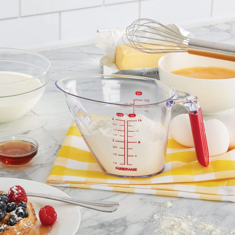 2-Cup Angled Measuring Cup
