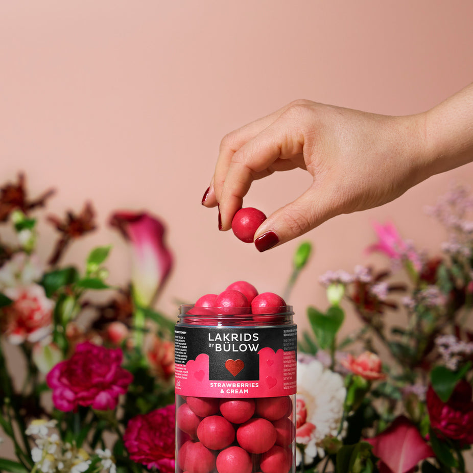 Strawberries & Cream Coated Gourmet Licorice