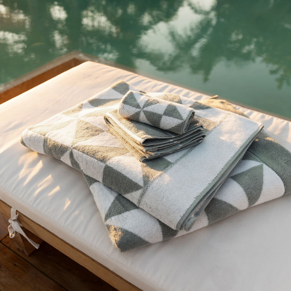 Deia Australian Cotton Washcloths (Set of 4)