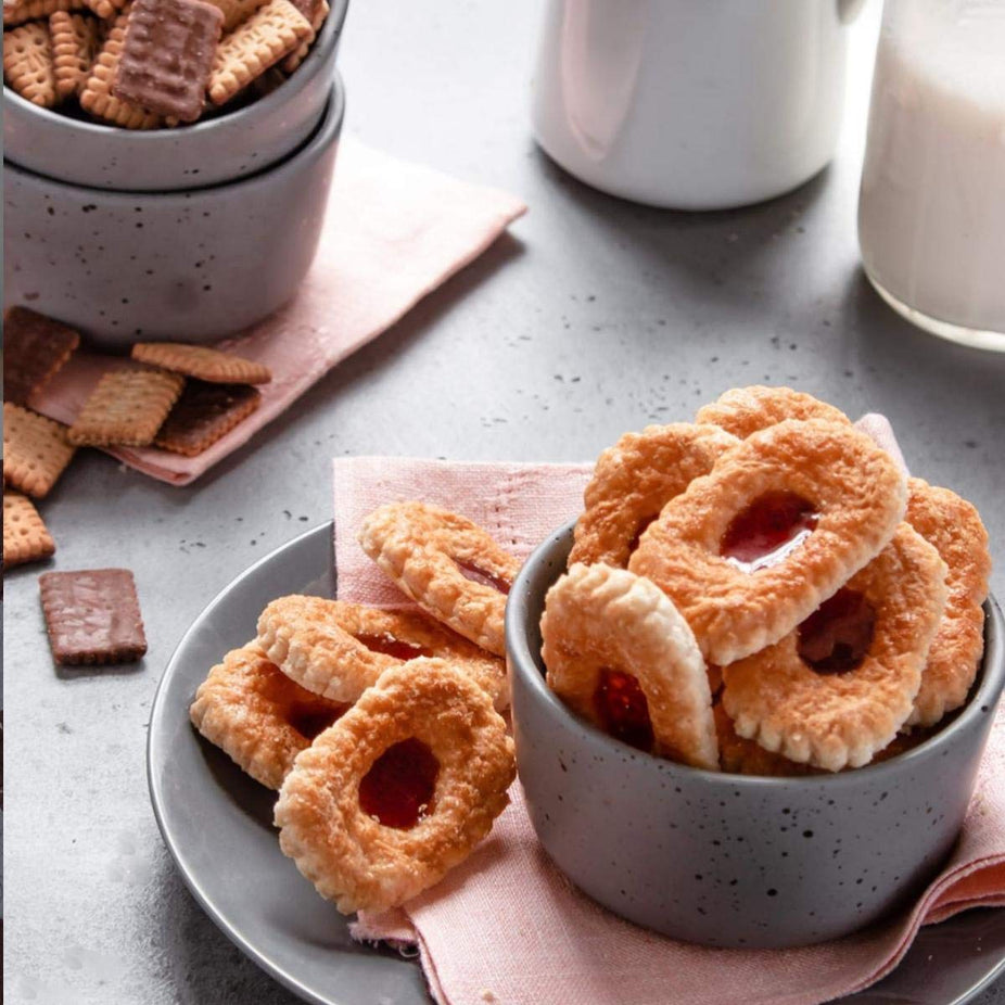 Deloba with Currant Cherry Filling Cookies