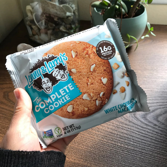 White Chocolate Macadamia Cookies (4 CT)